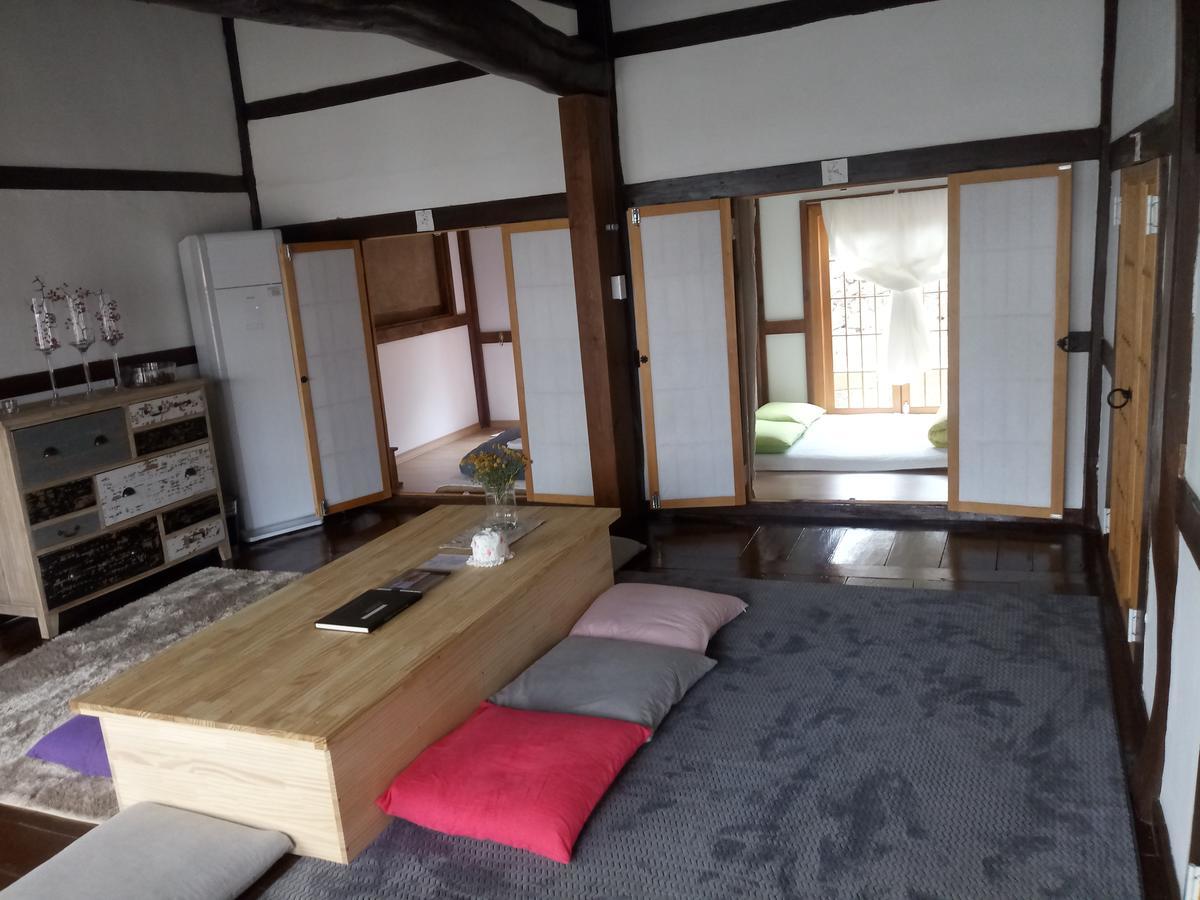 Hundred Years Hanok Мокпхо Екстер'єр фото